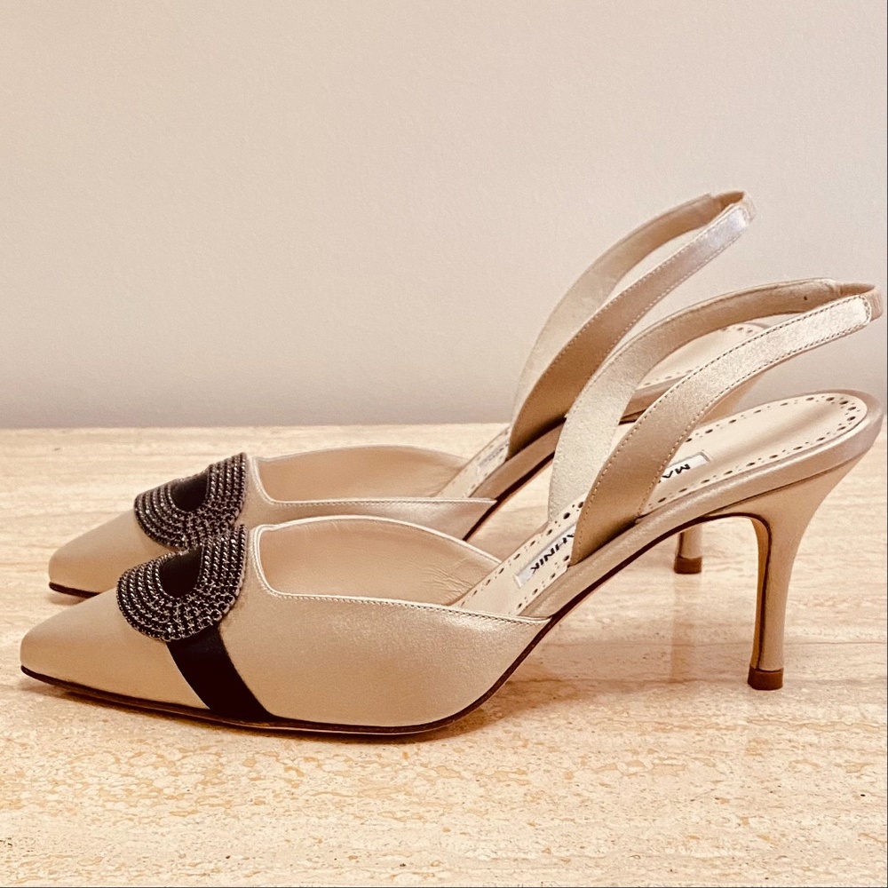 Manolo Blahnik - Picture 3 of 11